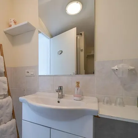 Le Bois Berranger Nyaraló Saint-Urbain